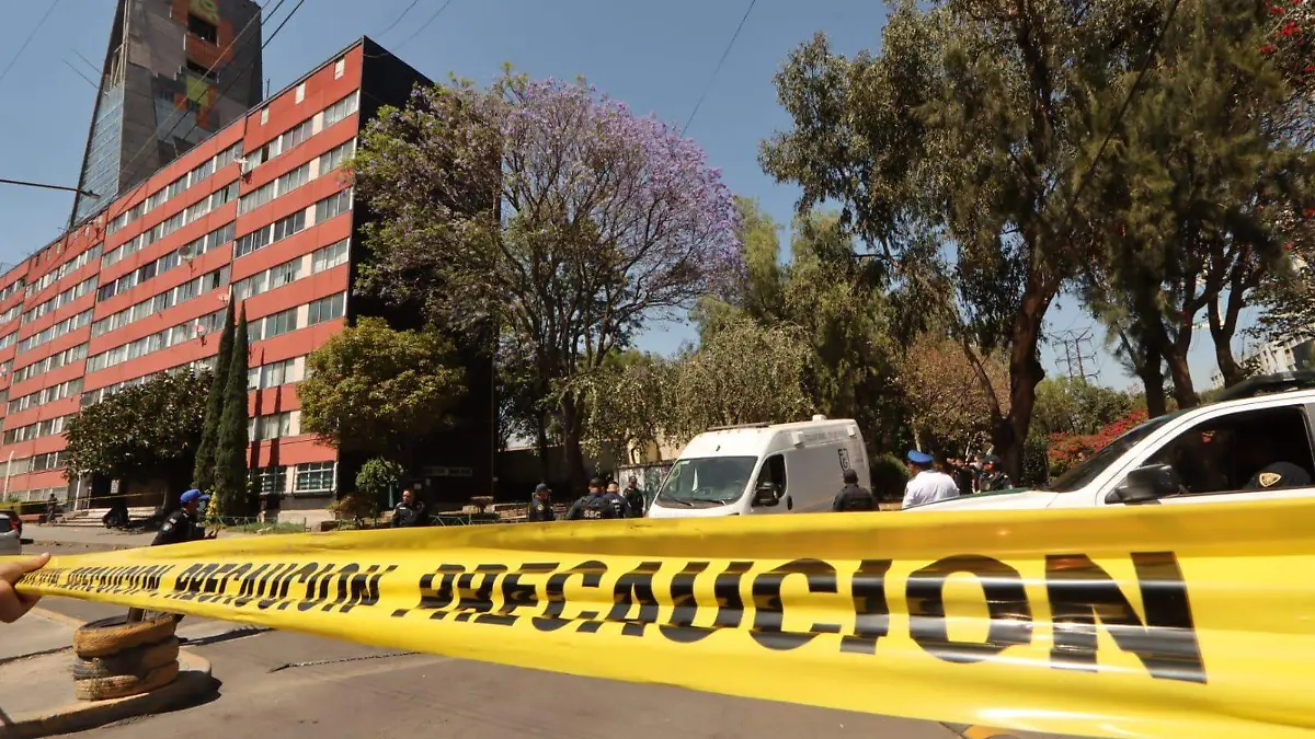 cuerpo tlatelolco LUIS BARRERA